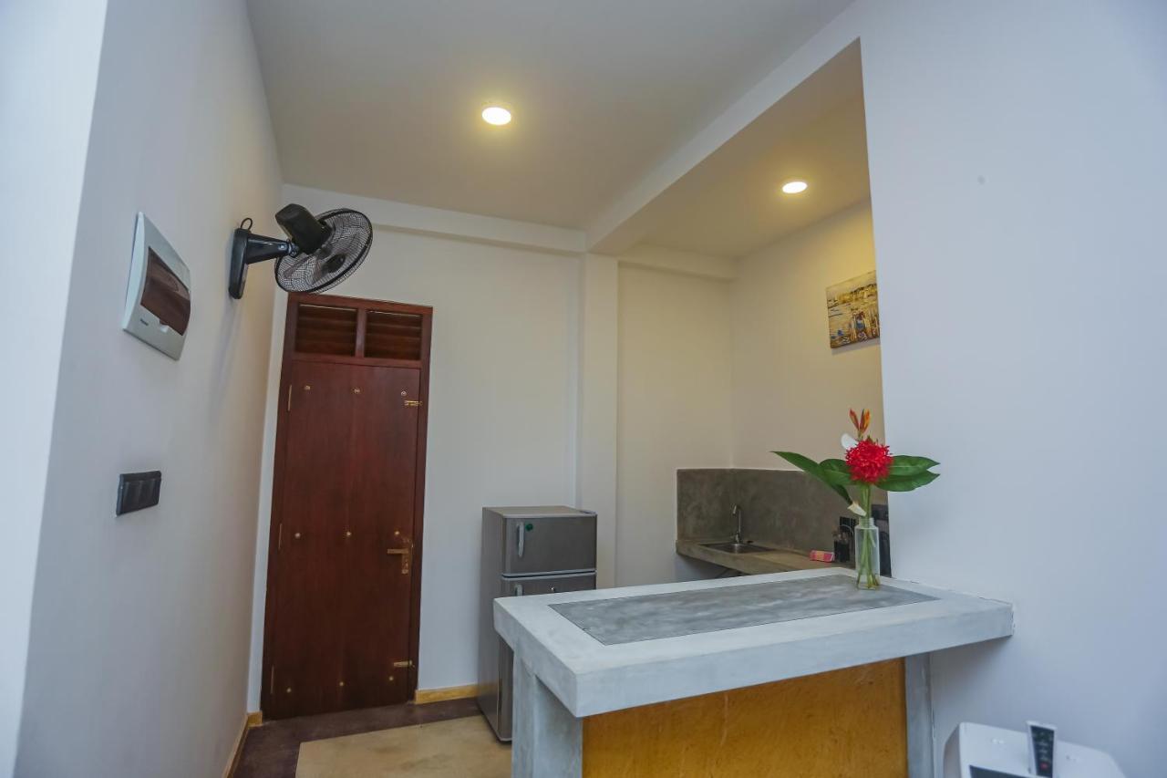 אונה ואטונה Saku Residence מראה חיצוני תמונה