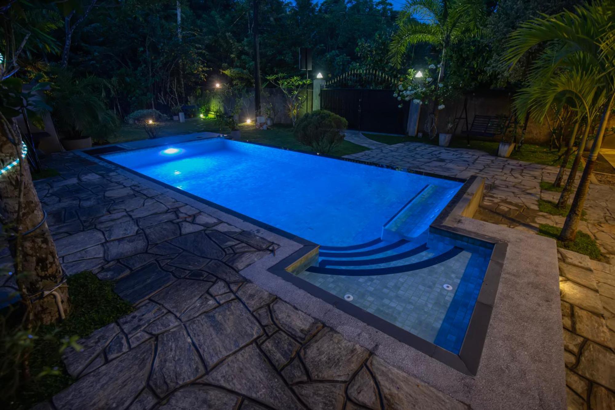 אונה ואטונה Saku Residence מראה חיצוני תמונה