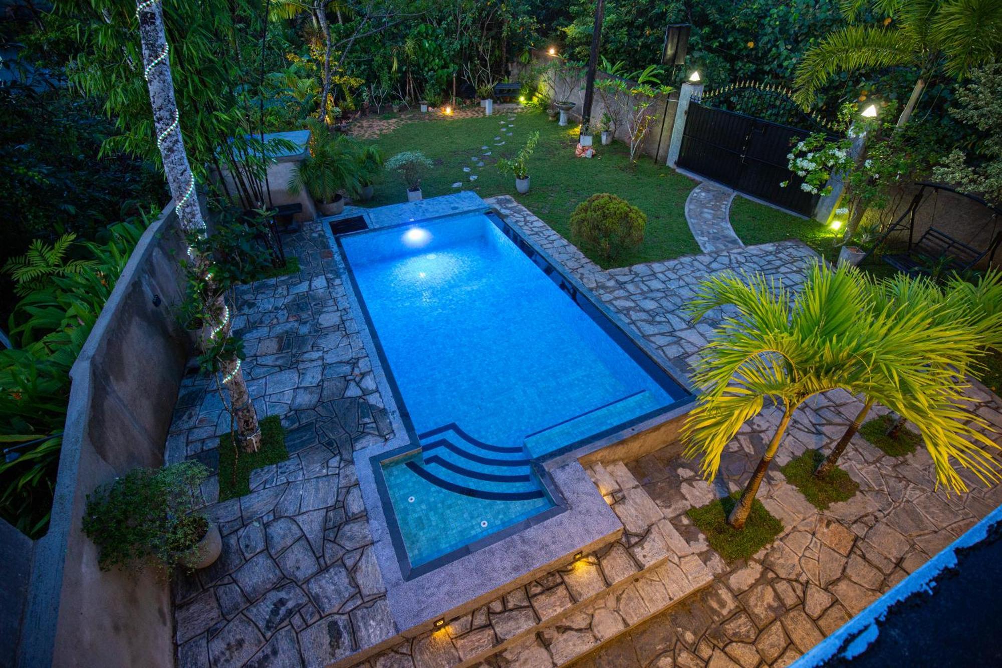 אונה ואטונה Saku Residence מראה חיצוני תמונה
